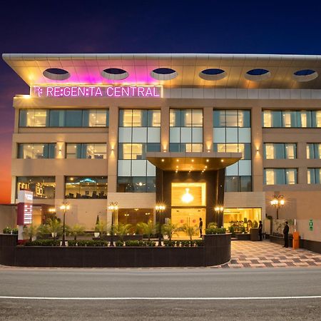 Regenta Central Cassia Zirakpur Chandigarh מראה חיצוני תמונה