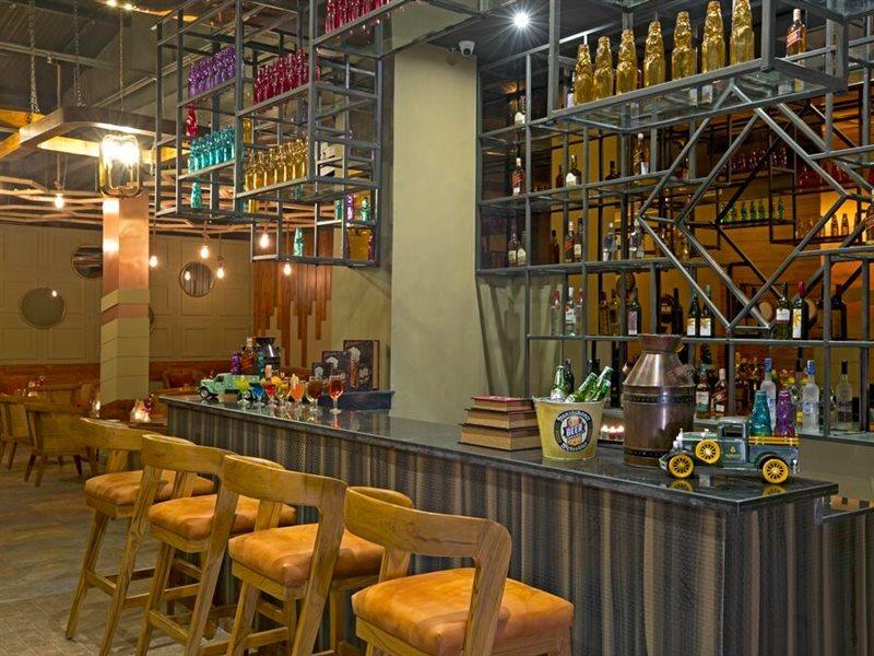 Regenta Central Cassia Zirakpur Chandigarh מראה חיצוני תמונה